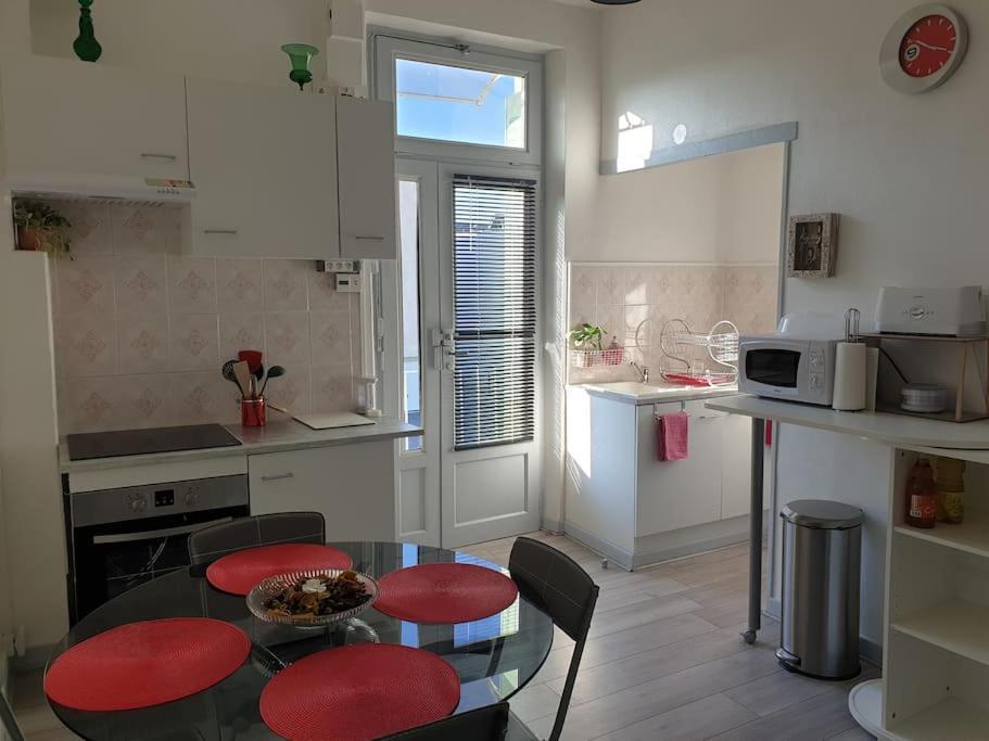 Appartement Duplexe De 1 A 4 Chambres Privees Dans Maison Le Teil Kültér fotó